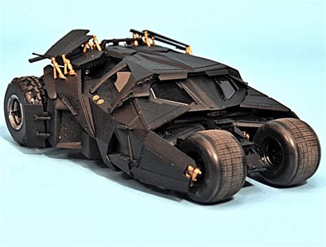 Scale Model News: BATMAN 2014: DARK KNIGHT 1:25 SCALE TUMBLER FROM MOEBIUS