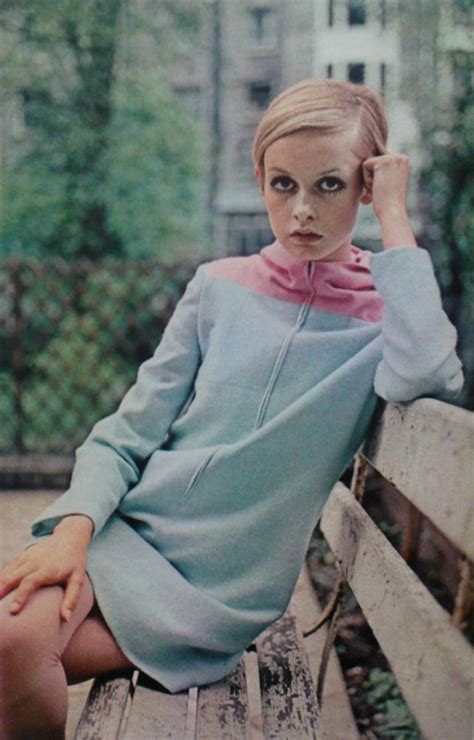 30 Fascinating Color Photographs of Twiggy in Mini Skirts in the Late 1960s ~ Vintage Everyday