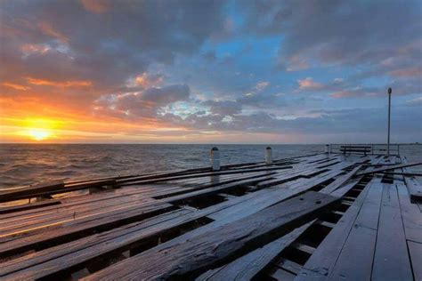 Frankston pier last night after the stroms : australia