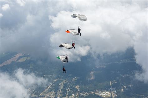 Lake Elsinore Skydiving Team Wins Bronze at World Championships | Lake Elsinore, CA Patch