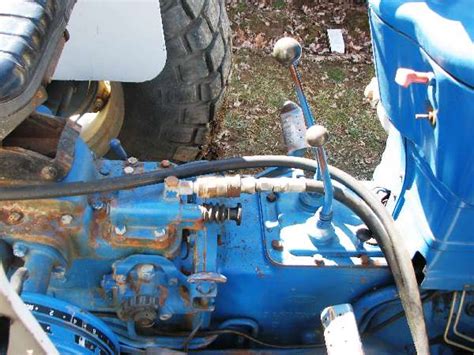 Ford 3600 Hydraulics Top Cover 3pt Lift Cylinder Slector Valve - Antique Tractors - Other ...