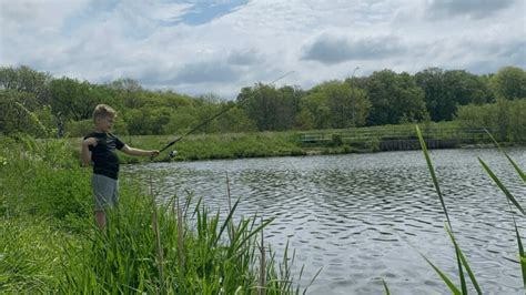 11 Best Fishing Spots in Iowa [Update 2024]