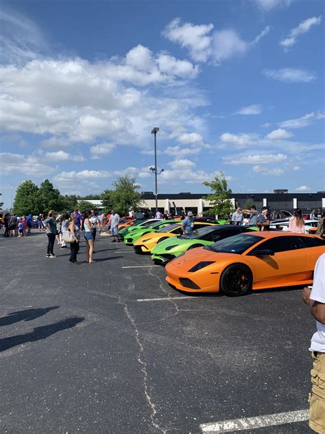 Lamborghini car show in Richardson today : r/Dallas