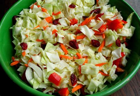 The Healthy Happy Wife: Vinegar Coleslaw (Dairy, Gluten and Refined Sugar Free)