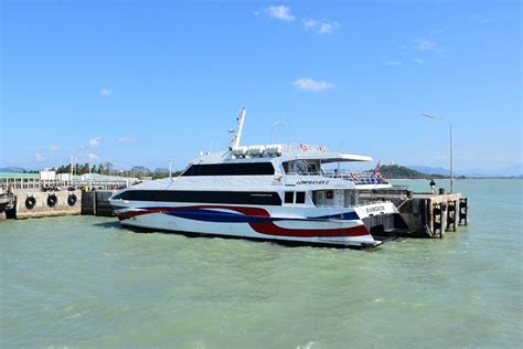 Surat Thani Airport to Koh Phangan By Bus and Fast Catamaran 2024