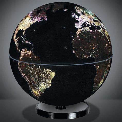 So looks our Globe at night. The night lights of our planet! So beautiful en 2020 | Globes de ...