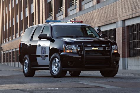 GM Recalls 50,000 Police SUV's - Law Officer