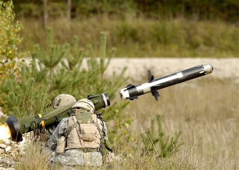 MOAA - Mil Tech — Javelin F-Model Missile To Be Delivered Next Year