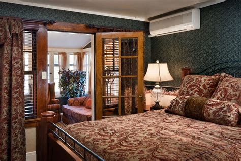 Historical Rooms » Accommodations » State Game Lodge » Lodges & Cabins » Custer State Park ...