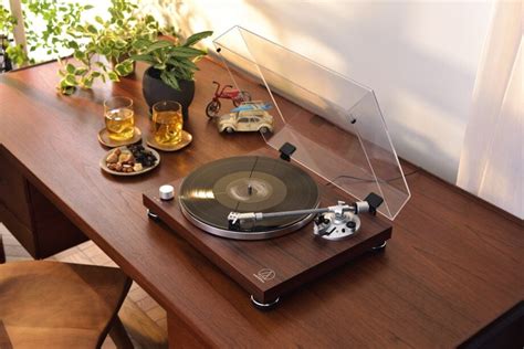 Audio Technica Bluetooth Turntable 2024