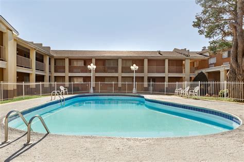 Days Inn by Wyndham Lawton | Lawton, OK Hotels