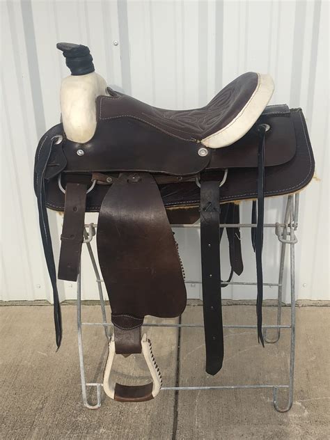 Circle T Saddle 16- inch Seat