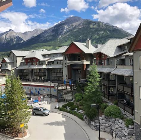 Lodges at Canmore in Canmore: Reviews, Deals, and Hotel Rooms on Hotels.com