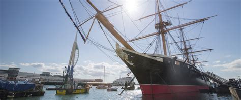 Parking & Transport Options at Portsmouth Historic Dockyard