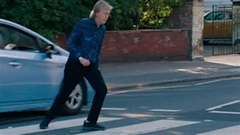 Moment Paul McCartney, 80, nearly run over on Abbey Road crossing | The US Sun