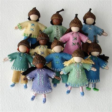 Very Cute DIY Little Acorn People | Kidsomania | Felt crafts, Felt dolls, Fairy dolls