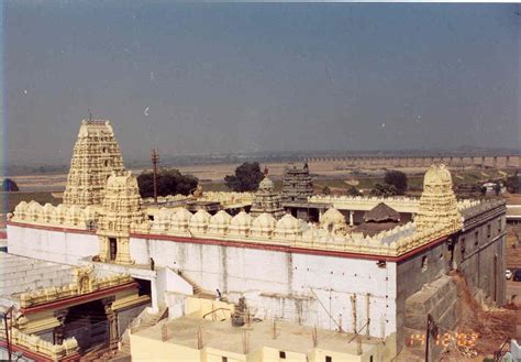 VAISHNAVA TEMPLES IN INDIA: Shri Atma Rama Temple, Bhadrachalam.