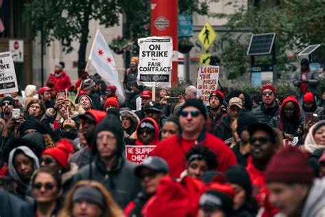 Chicago teachers union reaches 'tentative agreement,' but strike continues