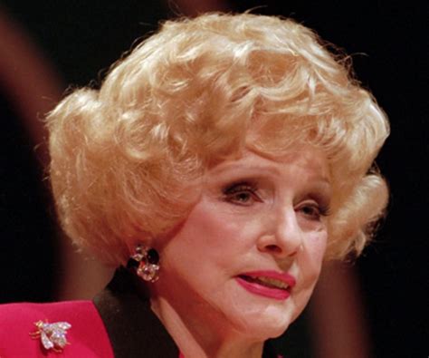 Mary Kay Ash Biography - Facts, Childhood, Family Life & Achievements