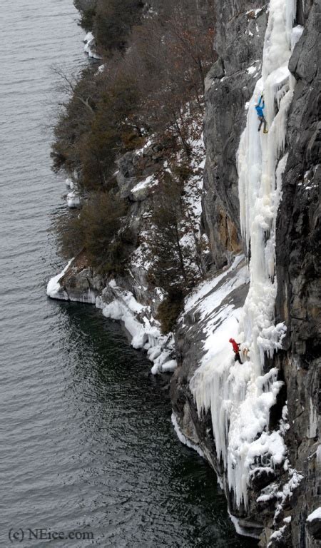 The Monster at Lake Champlain : North East Ice