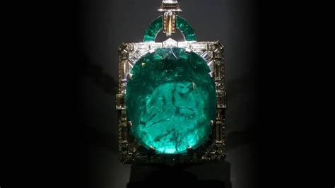 The Poet's Stone: Emerald Gemstone Meaning and Uses -- Crystal Meanings