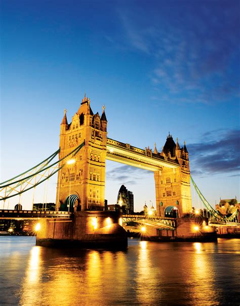 Passport: London – 22 Pcs by Man of the World