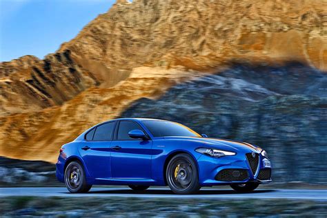 ALFA ROMEO Giulia Veloce Specs & Photos - 2016, 2017, 2018, 2019, 2020 ...