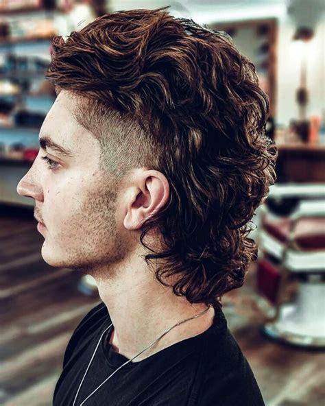 8 Ways You Can Rock Your New Permed Mullet And Hop On The Trend of 2023