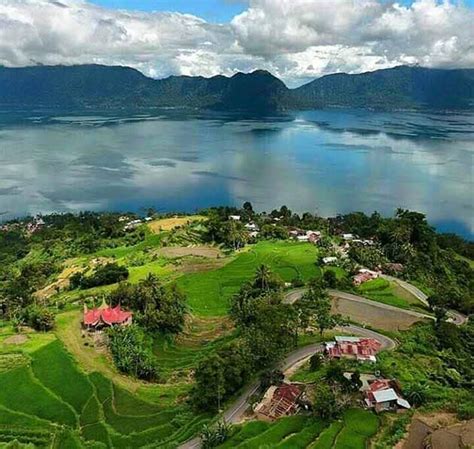 Sejarah Keindahan Danau Maninjau Agam, Peta Lokasi + Penginapan Terdekat – Dolan Yok