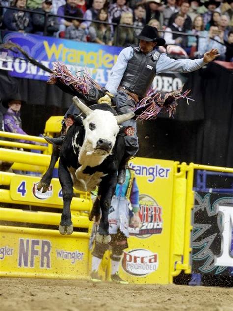 National Finals Rodeo: J.W. Harris wins fourth bull riding season title