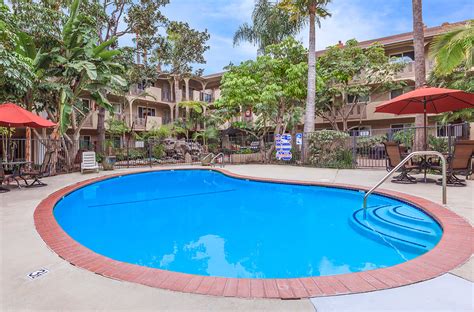 Amenities - Coast Apartments in Costa Mesa, CA