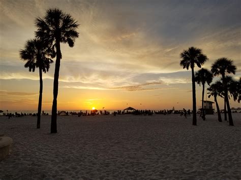 Sunset over Clearwater Beach : r/tampa