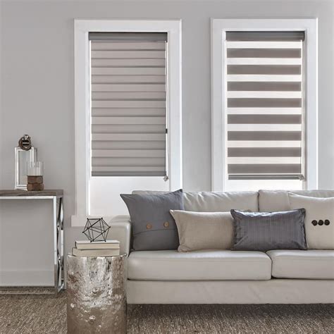 Store à rouler en toile fine grise | Bouclair.com | Window roller shades, Curtains with blinds ...