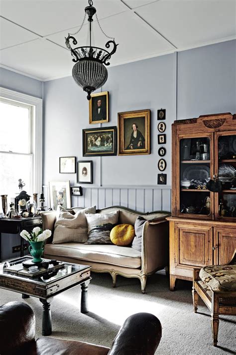 Decor | Vintage Cottage Full of Antiques in Daylesford | Cool Chic ...