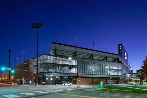 Kinnick Stadium North End Zone - Architizer