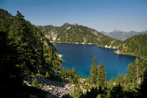 WanderingAway.com : Hiking Snow Lake, Snoqualmie Pass