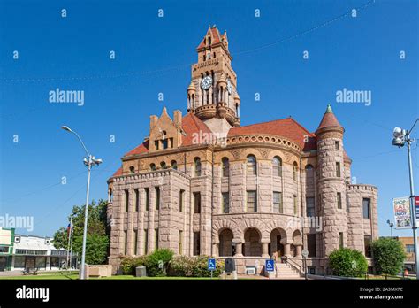 Wise county courthouse hi-res stock photography and images - Alamy