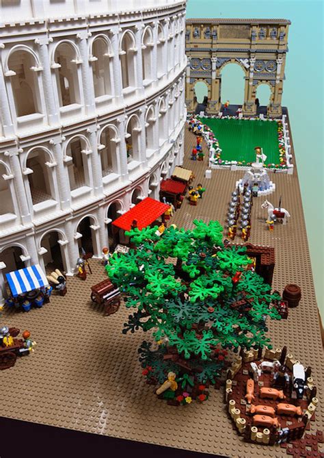 Amazing Lego Colosseum - Strange Beaver