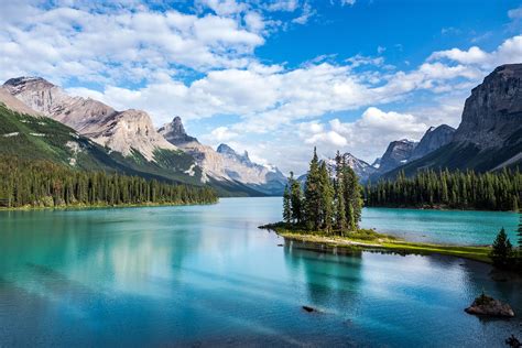 10 Best Summer Destinations in Canada - Are You Ready for a Canadian Adventure This Summer? – Go ...