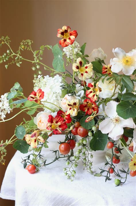 tomato and Nasturtium Floral arrangement | Fresh flowers arrangements, Flower centerpieces ...