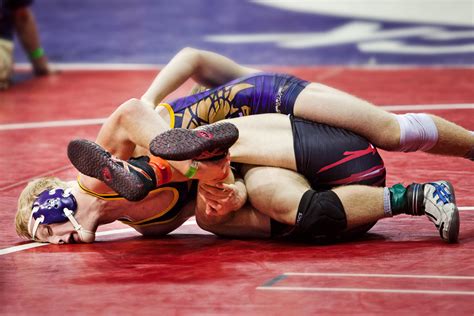 2011 Iowa High School State Wrestling Tournament | Iowa Sports Photography » ZTS PHOTO