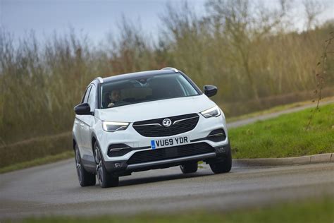 Vauxhall Grandland X Hybrid Review | Electrifying