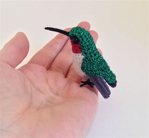 Finn’s Pick: Crochet Ruby-Throated Hummingbird Amigurumi - KnitHacker ...