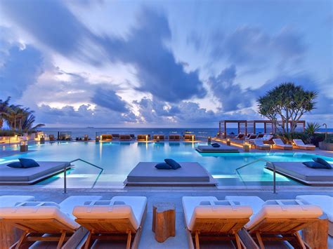 1 Hotel South Beach (Miami, Florida), USA - Infinity Pools