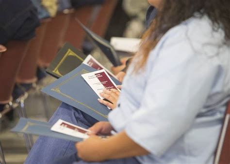 Photograph : Florence McClure Women's Correctional Center Graduation