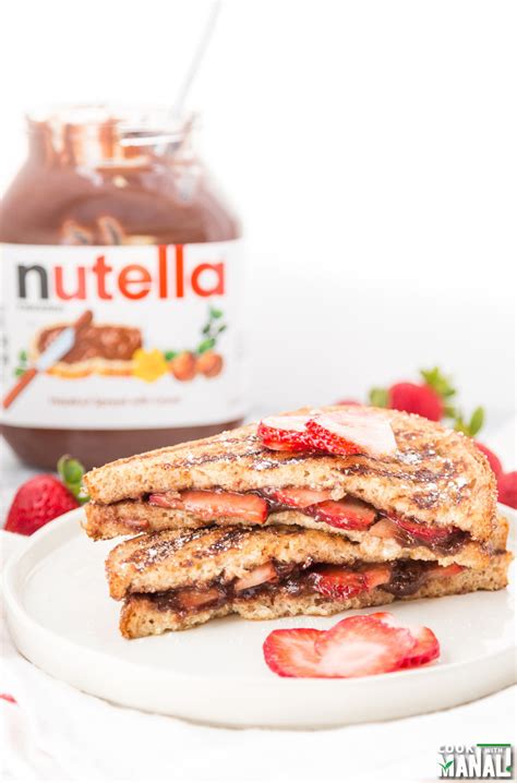 Nutella French Toast with Strawberries - Cook With Manali