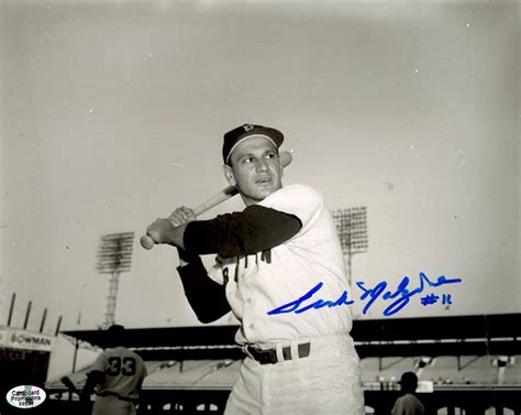 AUTOGRAPHED FRANK MALZONE 8X10 Boston Red Sox photo - Main Line Autographs