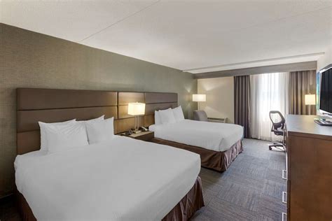 Best Western Plus Toronto Airport Hotel | Hotels in Mississauga, Ontario