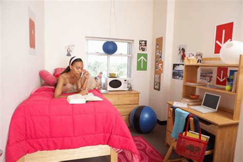 5 Tips & Tricks for Decorating a Single Dorm Room - College Fashion