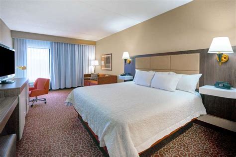 HAMPTON INN FROSTBURG - Updated December 2024 - 102 Photos & 25 Reviews - 11200 New Georges ...